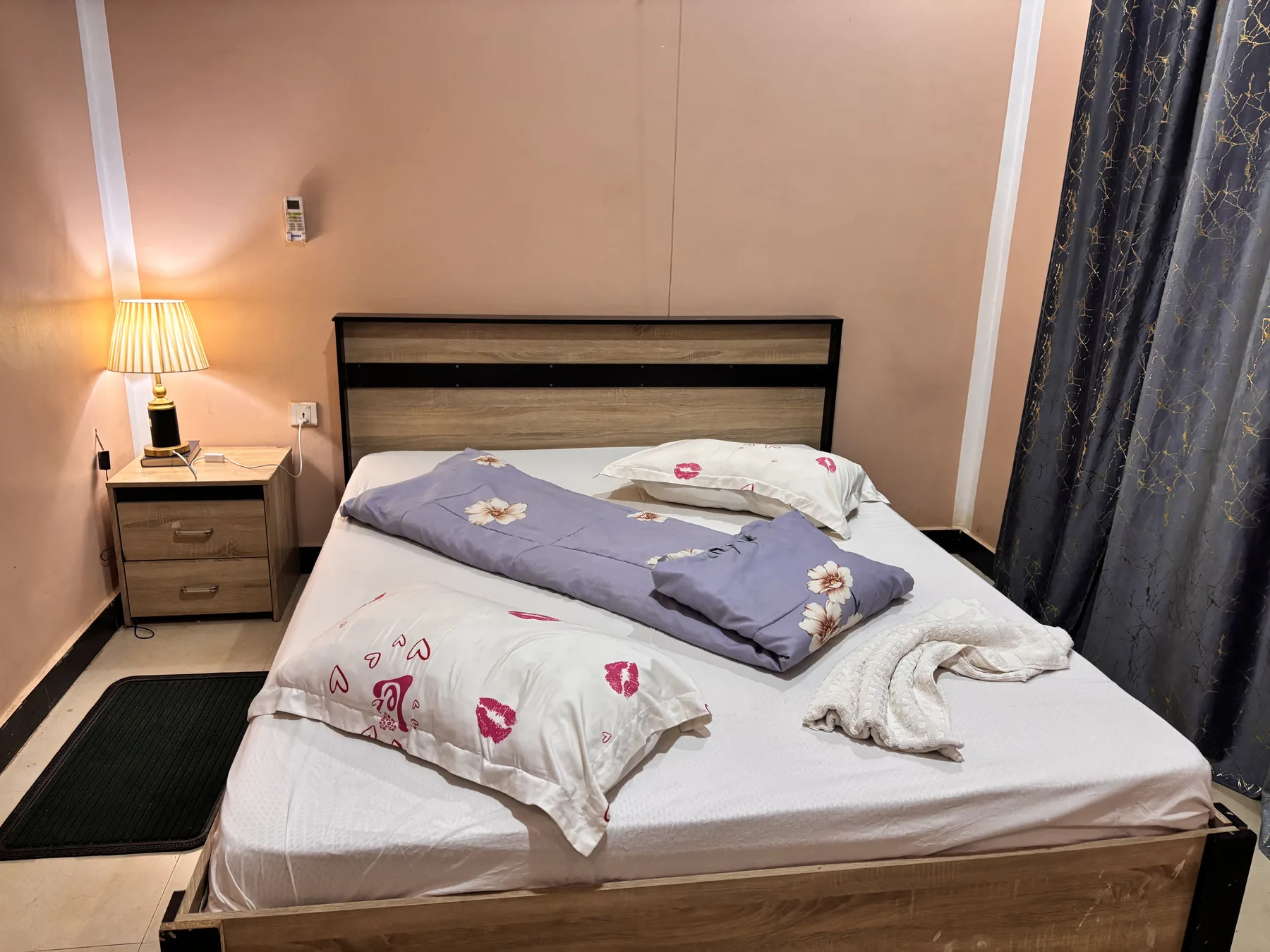Miniature 3 de la chambre 112