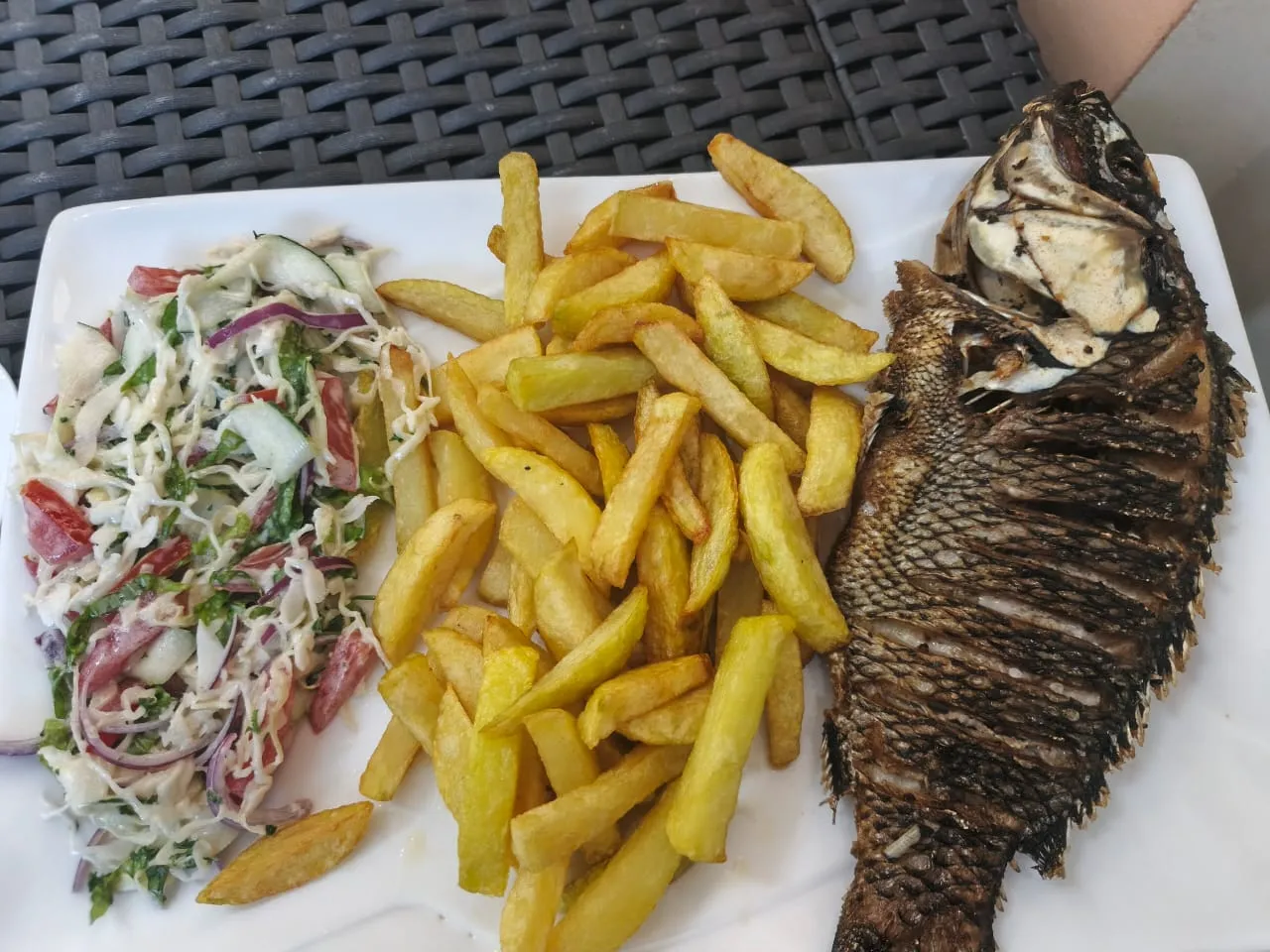 Plat congolais servi au restaurant